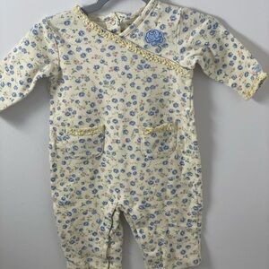 Ruffle detail 💯 percent cotton onesie